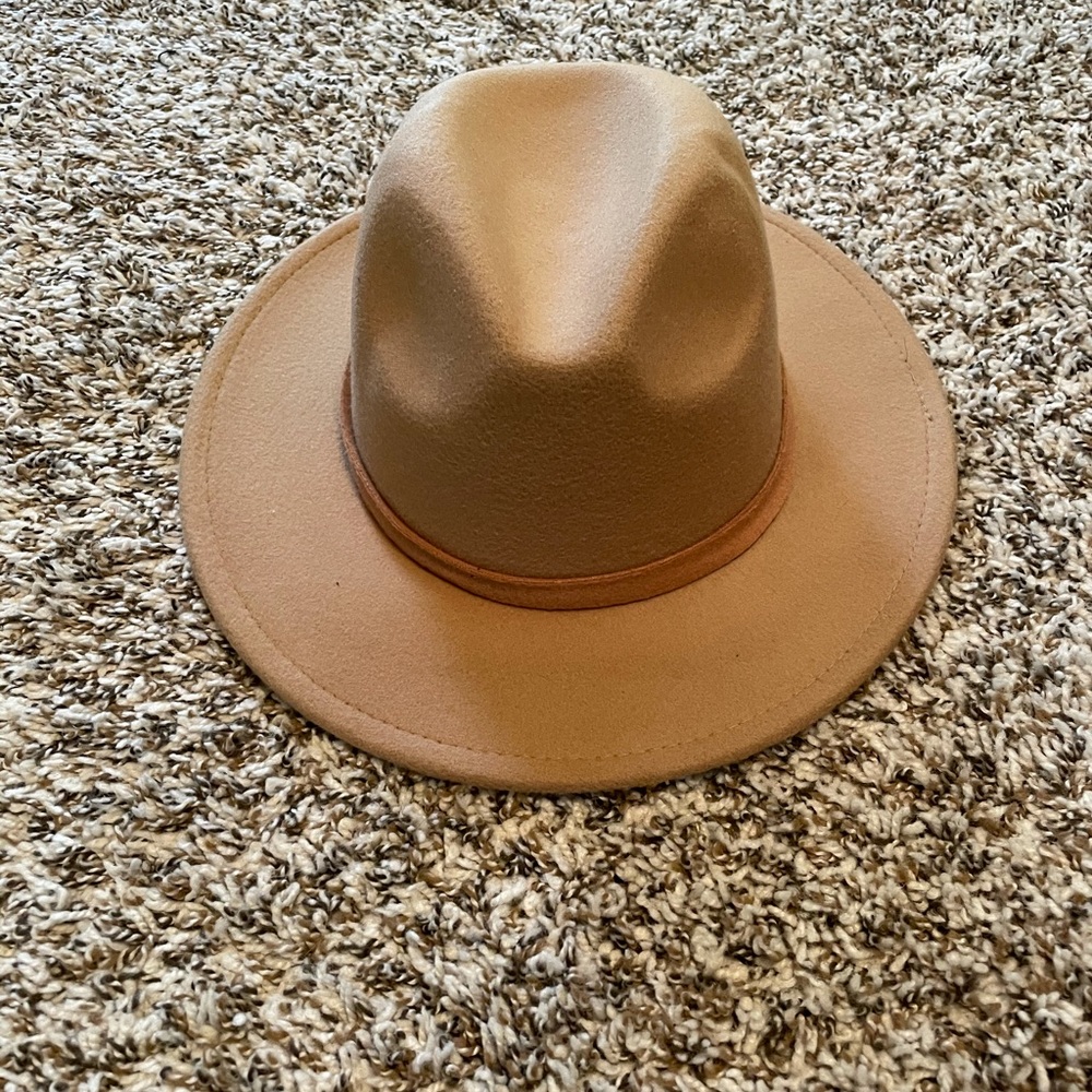 Never worn hat